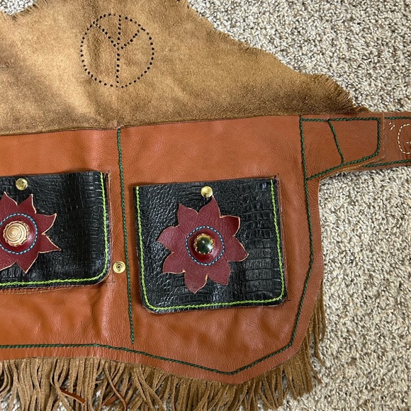 Hand Made Fringed Leather Waist Bag with Peace Sign - Picture 2 of 15